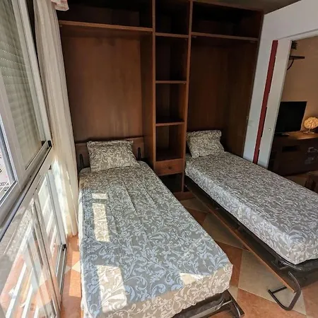 Estudio En Zona Bonanza A 5 Minutos De La Playa *